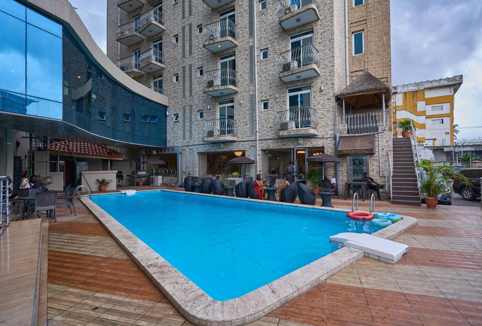 Watercress Hotels And Event Ікеджа Екстер'єр фото