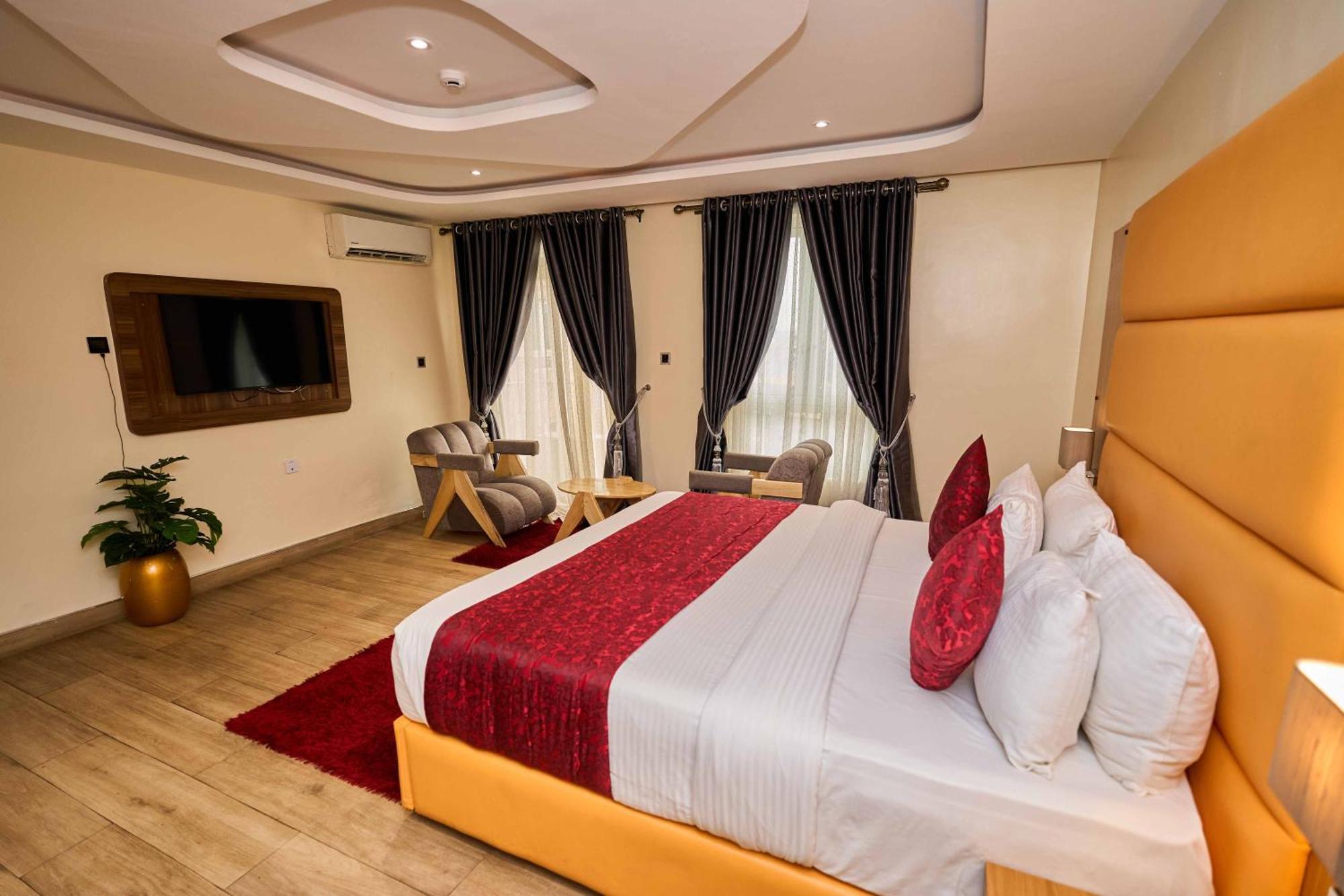 Watercress Hotels And Event Ікеджа Екстер'єр фото